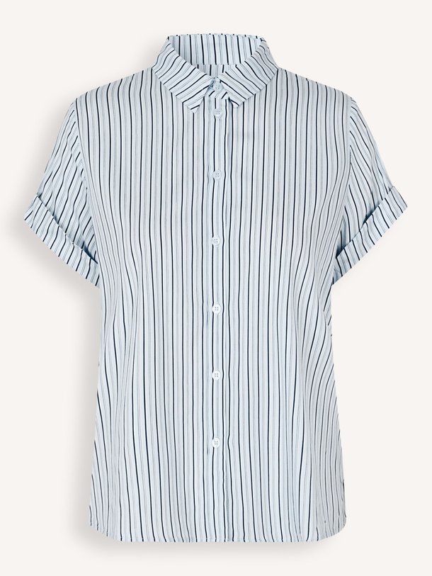 Ontdek de Majan viscosemix gestreepte blouse van Samsoe Samsoe in de kleur lichtblauw bij Orangebag. Op werkdagen voor 21:45 besteld, morgen in huis.