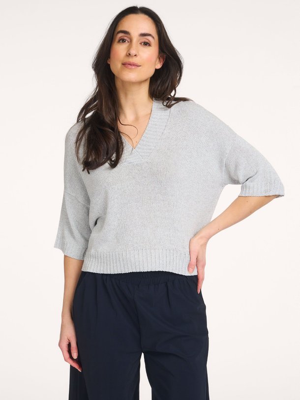 Ontdek de Viscosemix trui met lurex van No Man's Land in de kleur Zilverkleur bij Orangebag. Op werkdagen voor 21:45 besteld, morgen in huis.