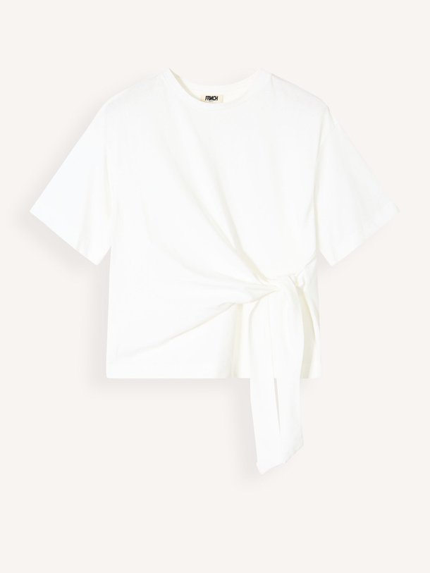 Ontdek de Iseora katoenmix T-shirt van Frnch in de kleur Crème bij Orangebag. Op werkdagen voor 21:45 besteld, morgen in huis.
