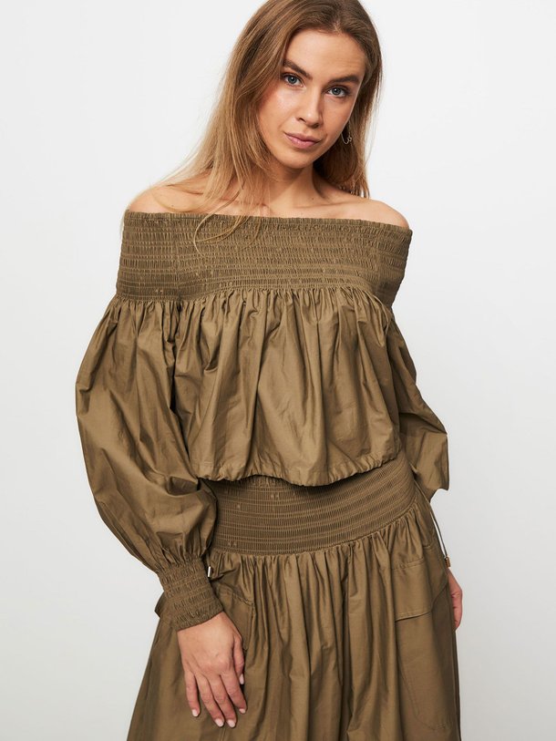 Ontdek de Pyrite katoenen top van Mes Demoiselles in de kleur kaki bij Orangebag. Op werkdagen voor 21:45 besteld, morgen in huis.