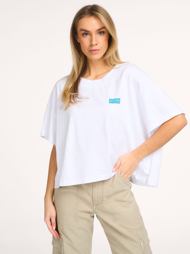 Ontdek de Gixy katoenen logo T-shirt van American Vintage in de kleur Wit bij Orangebag. Op werkdagen voor 21:45 besteld, morgen in huis.