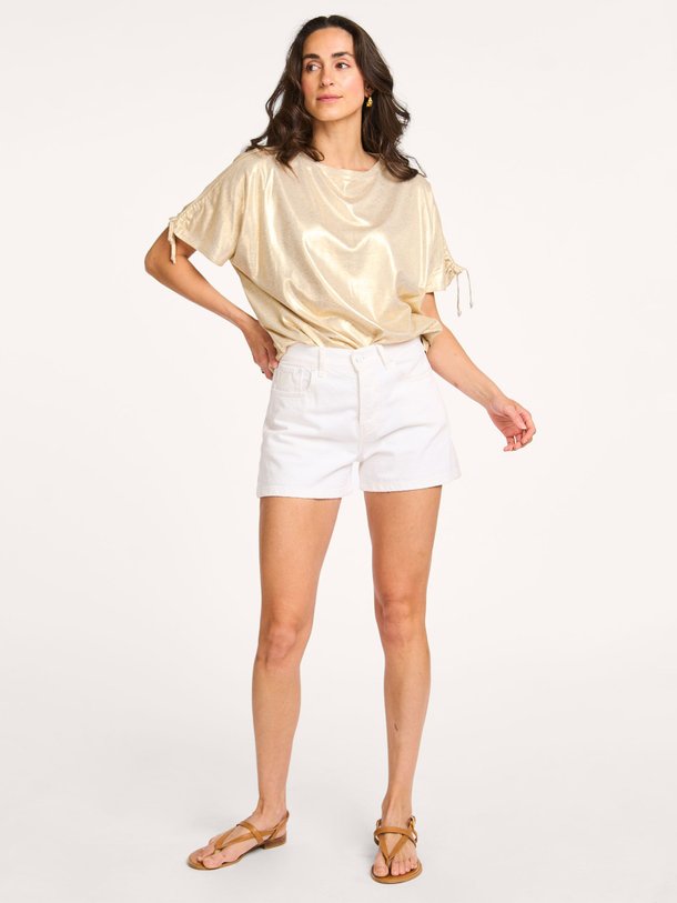 Ontdek de Viscose/linnenmix metallic top van Summum in de kleur goudkleur bij Orangebag. Op werkdagen voor 21:45 besteld, morgen in huis.