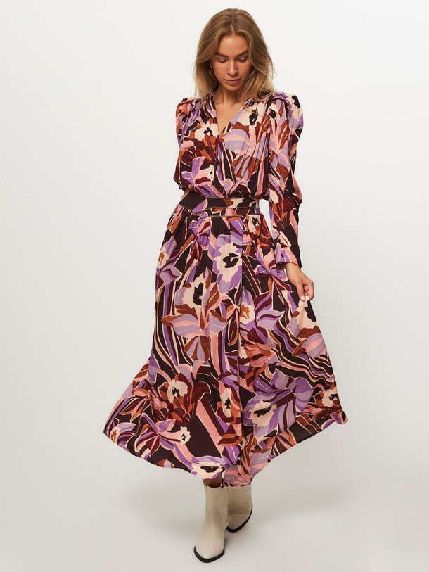 Ontdek de Yassouketa eco vero viscose jurk met print van Louizon in de kleur bordeauxrood bij Orangebag. Op werkdagen voor 21:45 besteld, morgen in huis.