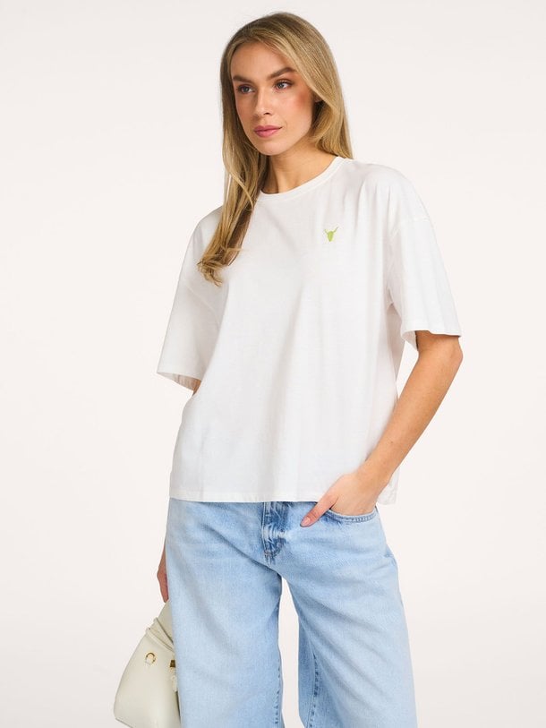 Ontdek de Katoenen logo T-shirt van Alix The Label in de kleur Off-white bij Orangebag. Op werkdagen voor 21:45 besteld, morgen in huis.