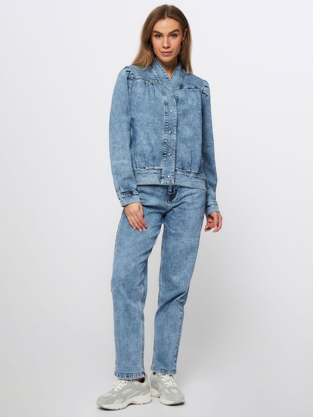 Ontdek de Jamaie high waist straight fit jeans van Lollys Laundry in de kleur blauw bij Orangebag. Op werkdagen voor 21:45 besteld, morgen in huis.