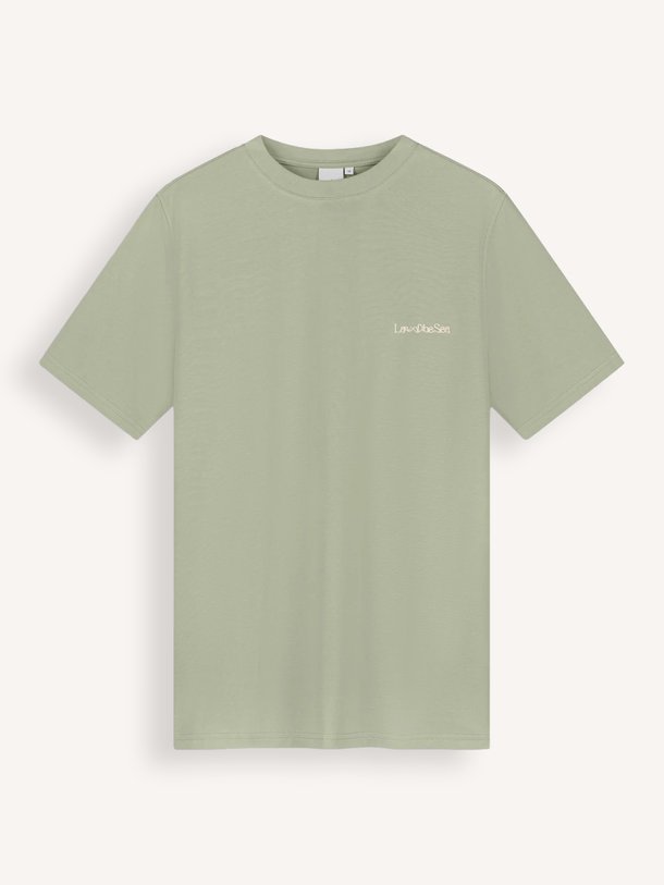 Law Of The Sea Hydrofytes Artwork Tee Ontdek de HYDROFYTES ARTWORK TEE van Law of the Sea bij Orangebag. Op werkdagen voor 21:45 besteld, morgen in huis.