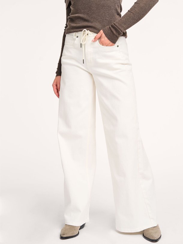 Ontdek de Dango high waist wide leg stretch jeans van My Essential Wardrobe in de kleur crème bij Orangebag. Op werkdagen voor 21:45 besteld, morgen in huis.