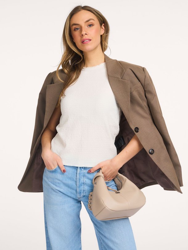 Ontdek de Paria jersey top met wafelstructuur van Second Female in de kleur Off-white bij Orangebag. Op werkdagen voor 21:45 besteld, morgen in huis.