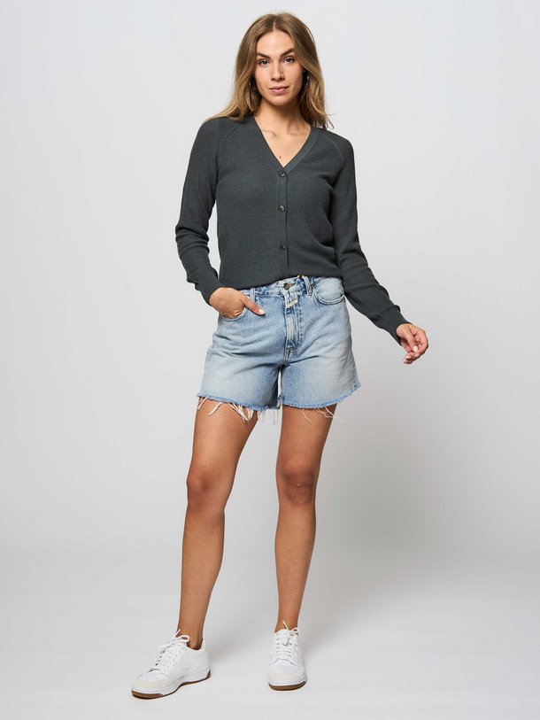 Ontdek de Cashmeremix vest van Closed in de kleur donkergroen bij Orangebag. Op werkdagen voor 21:45 besteld, morgen in huis.