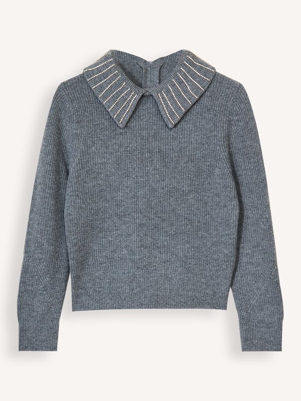 Ontdek de Jimmer wolmix trui met strass van Essentiel Antwerp in de kleur Grijs bij Orangebag. Op werkdagen voor 21:45 besteld, morgen in huis.