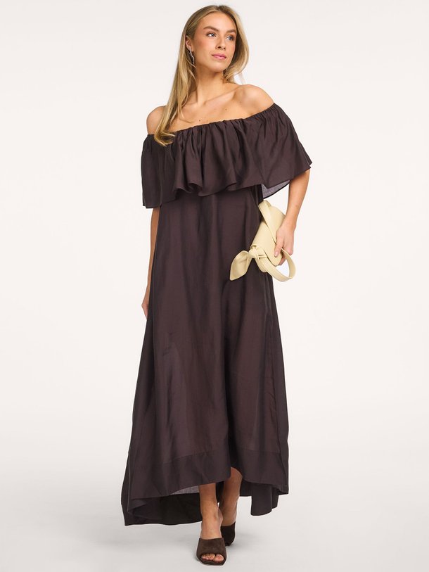 Ontdek de Molly lyocellmix off shoulder maxi jurk van Copenhagen Muse in de kleur Donkerbruin bij Orangebag. Op werkdagen voor 21:45 besteld, morgen in huis.