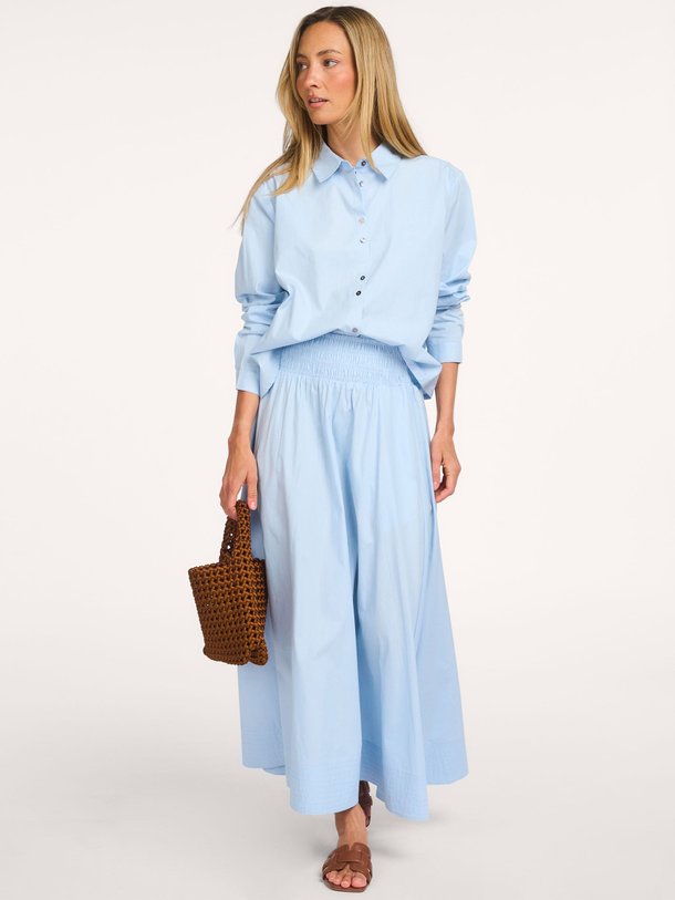 Ontdek de Ilyssa katoenen maxi rok van Ruby Tuesday in de kleur Blauw bij Orangebag. Op werkdagen voor 21:45 besteld, morgen in huis.