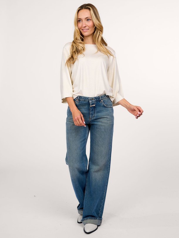 Ontdek de M014 viscosemix metallic top van Majestic Filatures in de kleur off-white bij Orangebag. Op werkdagen voor 21:45 besteld, morgen in huis.