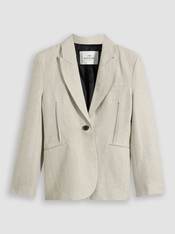 Ontdek de Linnenmix getailleerde blazer van Les Coyotes de Paris in de kleur zand bij Orangebag. Op werkdagen voor 21:45 besteld, morgen in huis.