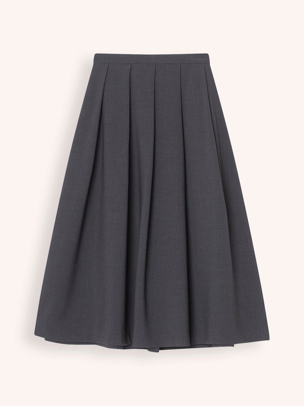 Ontdek de Ofelia rayonmix A-lijn rok van Graumann in de kleur zwart bij Orangebag. Op werkdagen voor 21:45 besteld, morgen in huis.