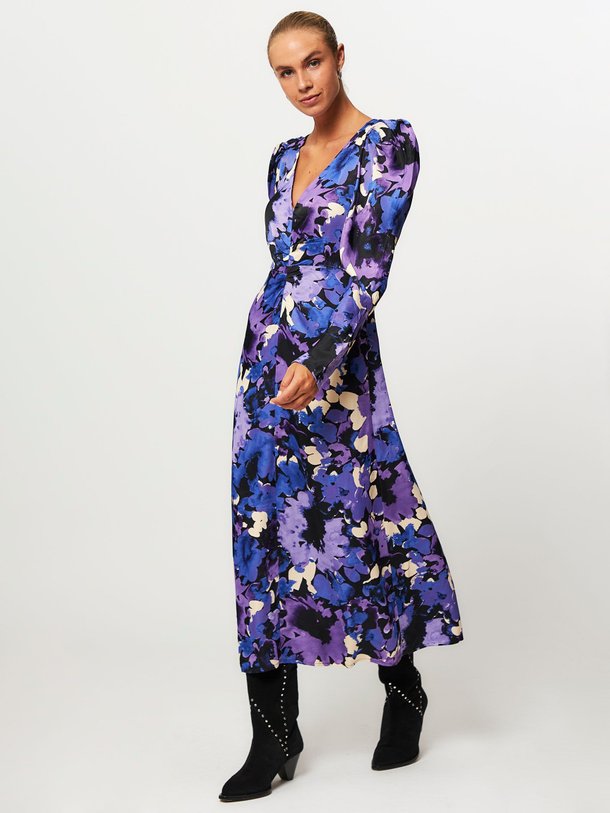 Ontdek de Vera viscose jurk met print van Fabienne Chapot in de kleur paars bij Orangebag. Op werkdagen voor 21:45 besteld, morgen in huis.