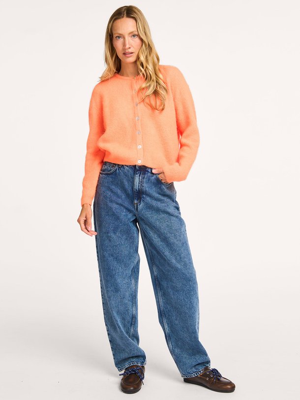 Ontdek de Joybird high waist straight fit jeans van American Vintage in de kleur blauw bij Orangebag. Op werkdagen voor 21:45 besteld, morgen in huis.