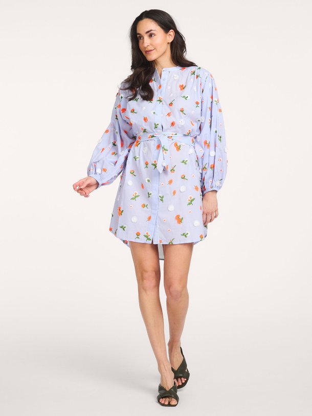 Ontdek de Jalen katoenen jurk van Essentiel Antwerp in de kleur Lichtblauw bij Orangebag. Op werkdagen voor 21:45 besteld, morgen in huis.