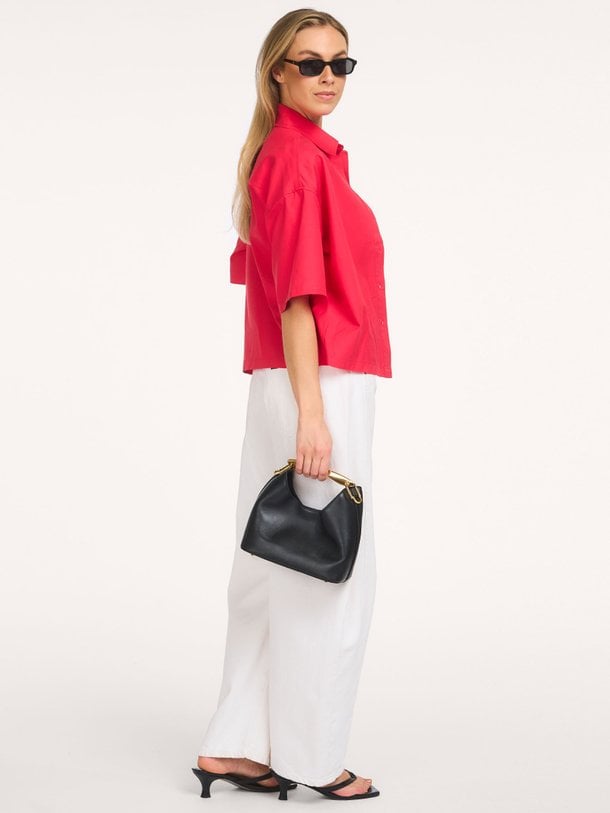 Ontdek de ladies woven short sleeve blouse van Alix The Label bij Orangebag. Op werkdagen voor 21:45 besteld, morgen in huis.