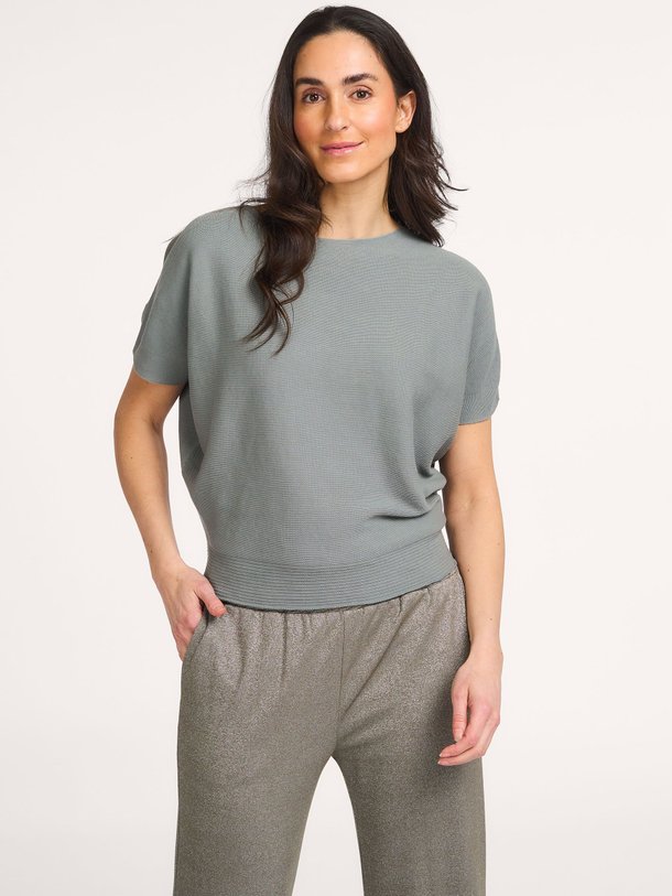 Ontdek de Katoenen top van No Man's Land in de kleur Groen bij Orangebag. Op werkdagen voor 21:45 besteld, morgen in huis.