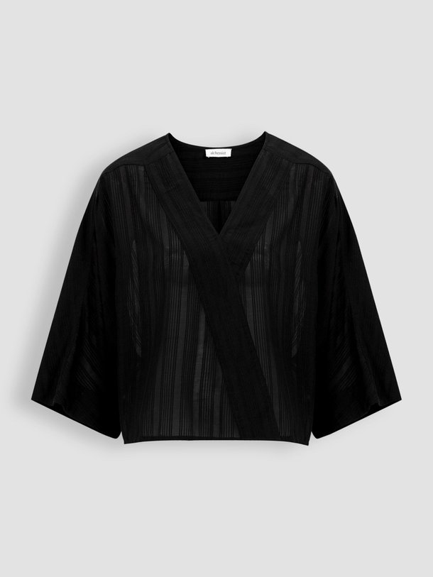 Ontdek de Nomiki viscosemix top van Alchemist in de kleur zwart bij Orangebag. Op werkdagen voor 21:45 besteld, morgen in huis.
