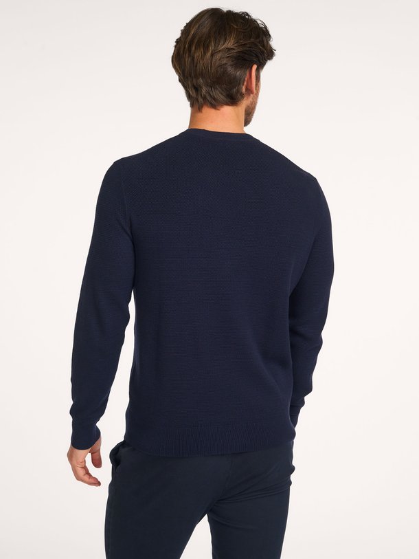 Ontdek de Organic cotton trui met structuur van Profuomo in de kleur donkerblauw bij Orangebag. Op werkdagen voor 21:45 besteld, morgen in huis.