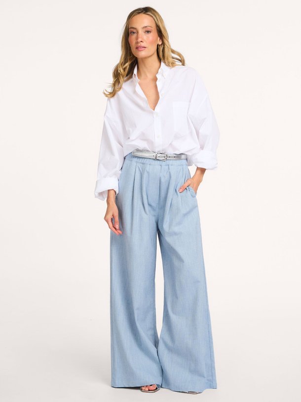 Ontdek de Hardy katoenmix broek van Nathalie Vleeschouwer in de kleur Blauw bij Orangebag. Op werkdagen voor 21:45 besteld, morgen in huis.