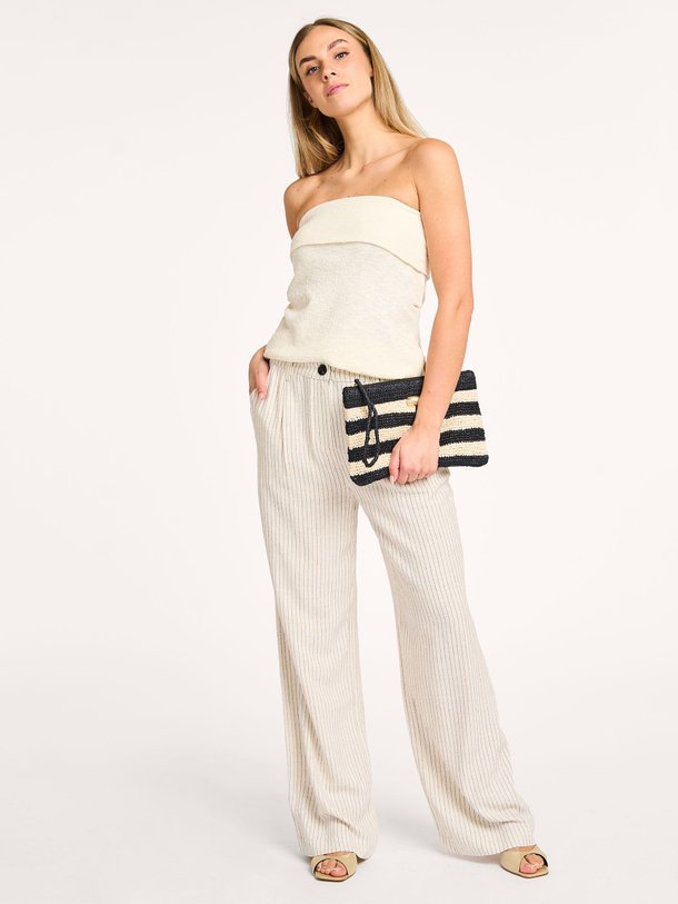 Ontdek de Tyler rayon/linnenmix pantalon met krijtstreep van Lollys Laundry in de kleur crème bij Orangebag. Op werkdagen voor 21:45 besteld, morgen in huis.