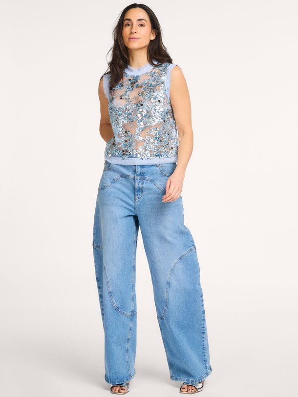 Ontdek de Manira mesh top met pailletten van Baum und Pferdgarten in de kleur Blauw bij Orangebag. Op werkdagen voor 21:45 besteld, morgen in huis.