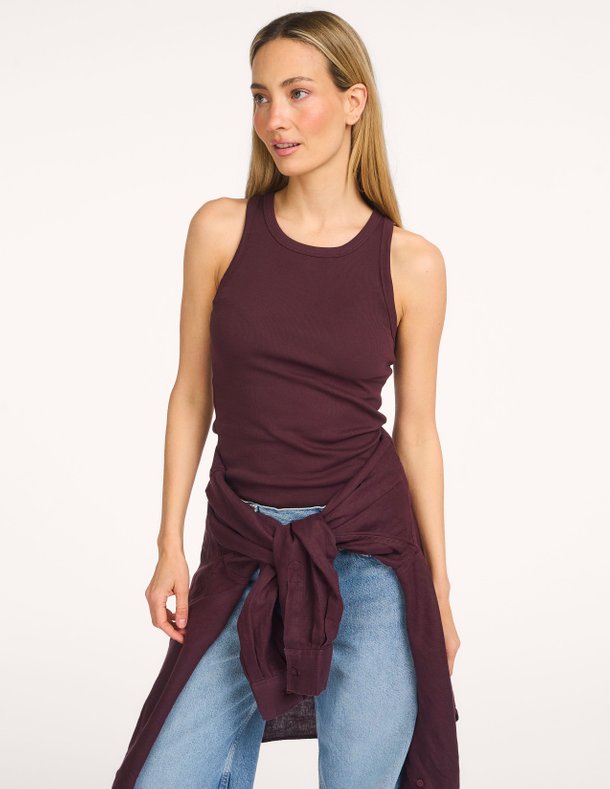 Ontdek de Alexo organic cotton rib tanktop van Samsoe Samsoe in de kleur Aubergine bij Orangebag. Op werkdagen voor 21:45 besteld, morgen in huis.