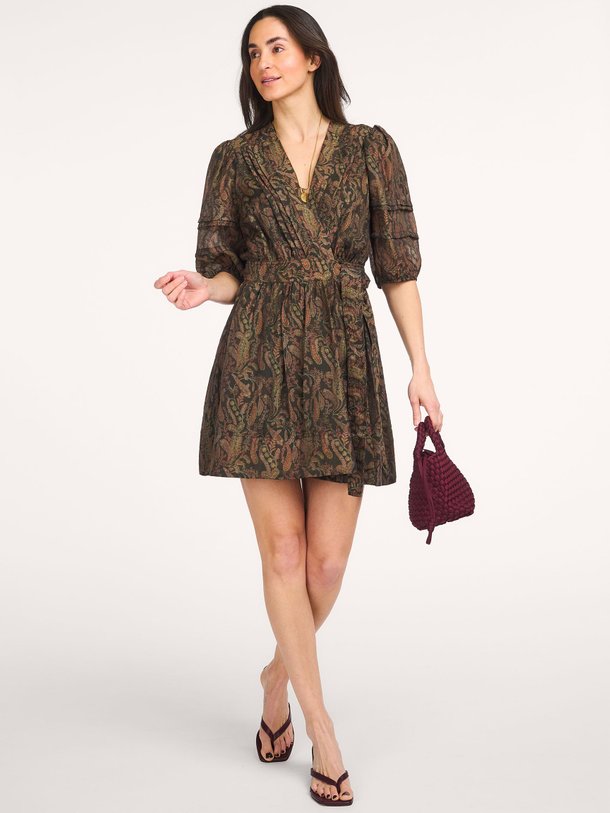 Ontdek de Teodora lyocellmix jurk met paisley print van ba&sh in de kleur Kaki bij Orangebag. Op werkdagen voor 21:45 besteld, morgen in huis.