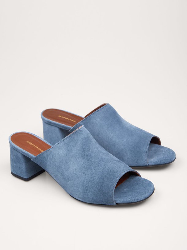 Ontdek de Horizon suède muiltjes van Anonymous Copenhagen in de kleur blauw bij Orangebag. Op werkdagen voor 21:45 besteld, morgen in huis.