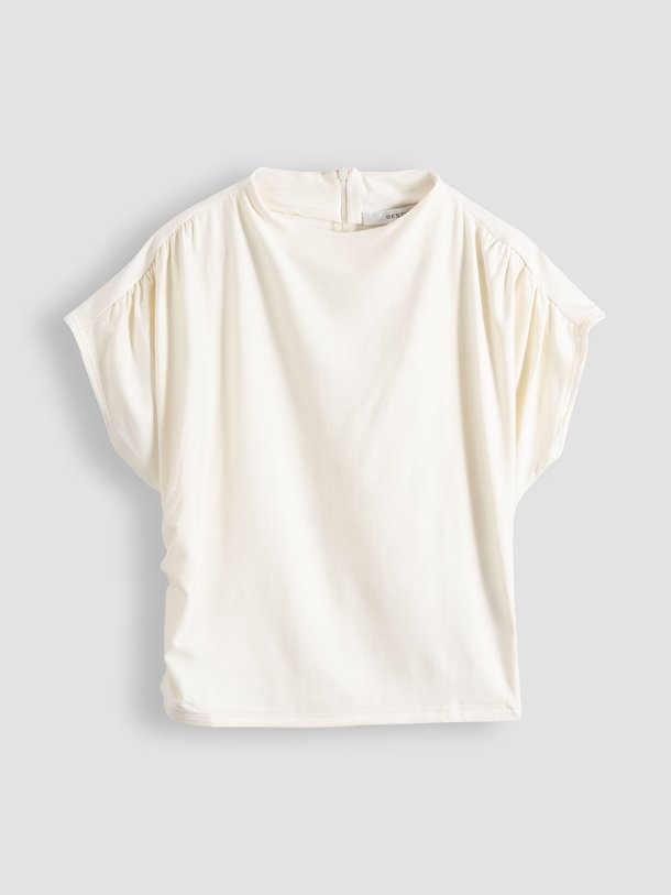 Ontdek de Rifa eco vero viscose top van Gestuz in de kleur wit bij Orangebag. Op werkdagen voor 21:45 besteld, morgen in huis.