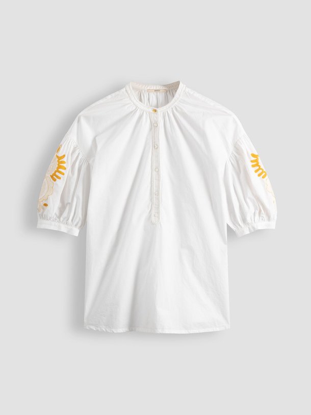Ontdek de Lohafolk katoenen top met borduursel van Sessun in de kleur wit bij Orangebag. Op werkdagen voor 21:45 besteld, morgen in huis.