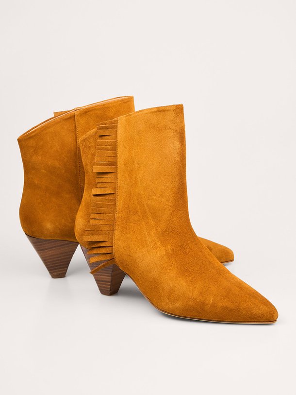 Ontdek de Louisa suède enkellaarzen van Silver Grace in de kleur camel bij Orangebag. Op werkdagen voor 21:45 besteld, morgen in huis.