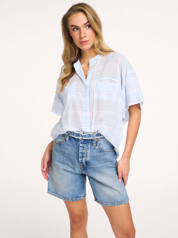 Ontdek de Cloe katoenen geruite blouse van Bellerose in de kleur Lichtblauw bij Orangebag. Op werkdagen voor 21:45 besteld, morgen in huis.