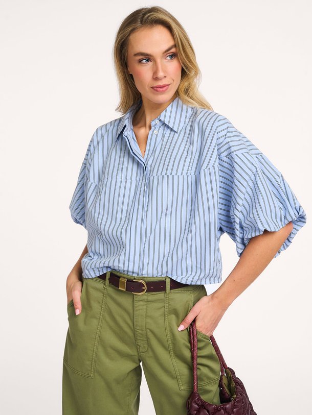 Ontdek de Cassy katoenen blouse met strepen van Bellerose in de kleur Blauw bij Orangebag. Op werkdagen voor 21:45 besteld, morgen in huis.