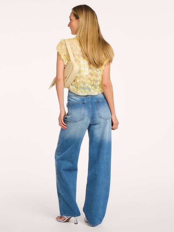 Ontdek de Limone geweven top van Haute L'Amitié in de kleur Geel bij Orangebag. Op werkdagen voor 21:45 besteld, morgen in huis.