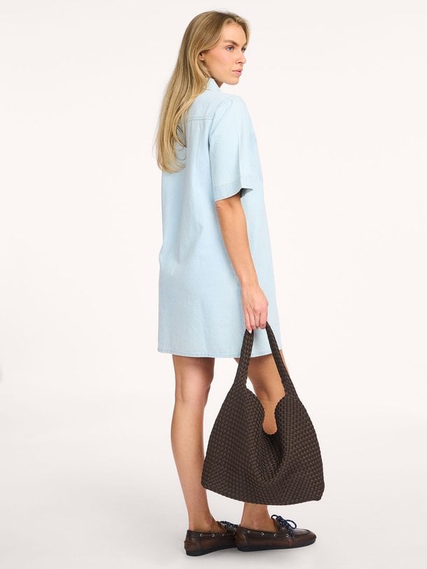 Ontdek de philipe bleached denim dress van By-Bar bij Orangebag. Op werkdagen voor 21:45 besteld, morgen in huis.