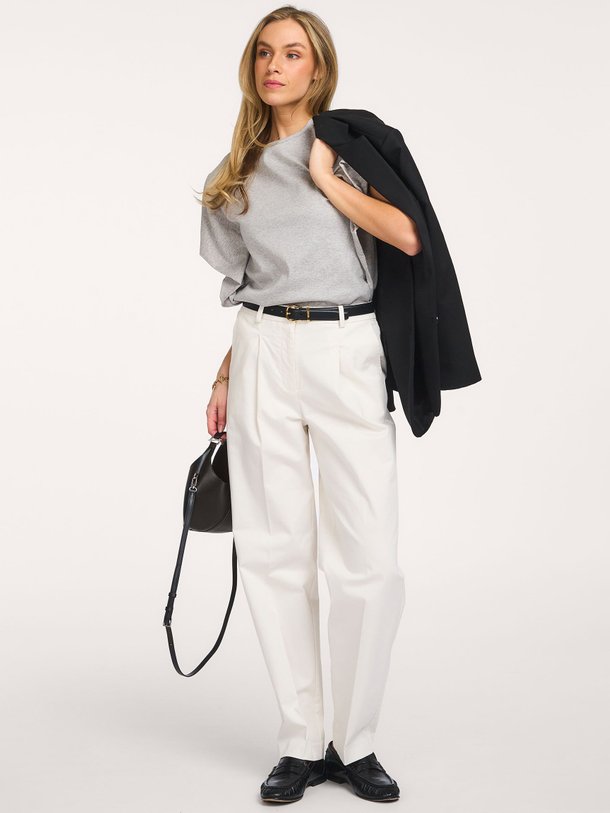 Ontdek de Selena katoenmix pantalon van Copenhagen Muse in de kleur Off-white bij Orangebag. Op werkdagen voor 21:45 besteld, morgen in huis.