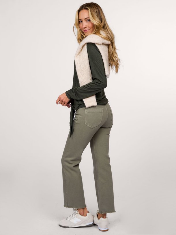 Ontdek de Dady high waist skinny fit jeans van La Fee Maraboutee in de kleur groen bij Orangebag. Op werkdagen voor 21:45 besteld, morgen in huis.