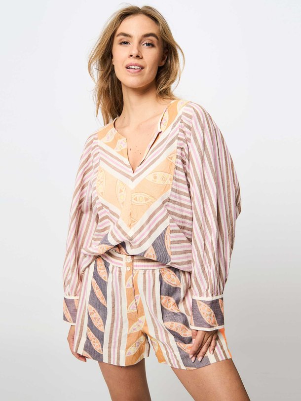 Ontdek de Zaira katoenen top met dessin van Devotion in de kleur lila bij Orangebag. Op werkdagen voor 21:45 besteld, morgen in huis.