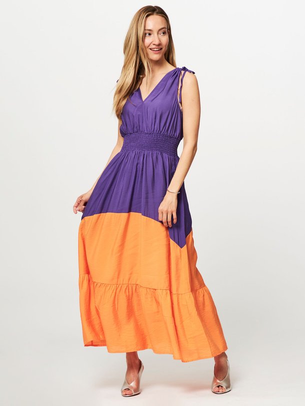 Ontdek de Callum modalmix maxi jurk van Co'Couture in de kleur paars bij Orangebag. Op werkdagen voor 21:45 besteld, morgen in huis.