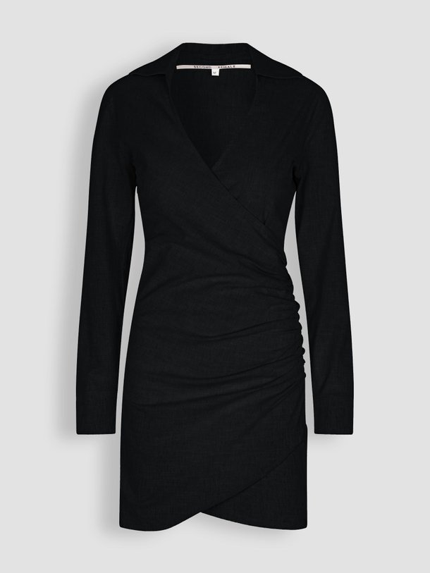 Ontdek de Zaha viscose/linnenmix jurk van Second Female in de kleur zwart bij Orangebag. Op werkdagen voor 21:45 besteld, morgen in huis.