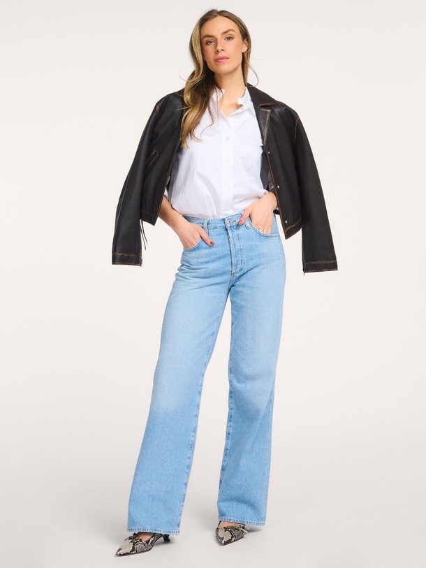 Ontdek de Annina high waist straight fit jeans van Citizens of Humanity in de kleur Blauw bij Orangebag. Op werkdagen voor 21:45 besteld, morgen in huis.