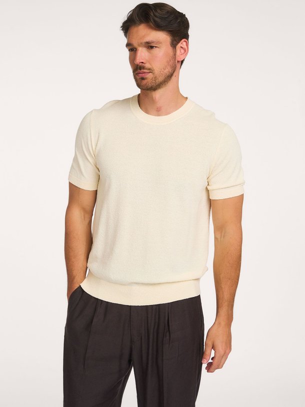 Ontdek de Katoenmix bouclé T-shirt van Ange Projects bij Orangebag. Op werkdagen voor 21:45 besteld, morgen in huis.