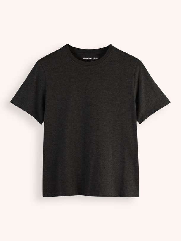 Majestic Filatures M406 Organic Cotton T-Shirt - Nearly Black Ontdek de M406 Organic cotton T-shirt van Majestic Filatures in de kleur nearly black bij Orangebag. Op werkdagen voor 21:45 besteld, morgen in huis.