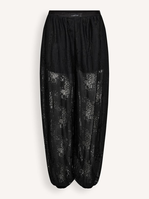 Ontdek de Bella katoenmix kanten harem broek van Haute L'Amitié in de kleur Zwart bij Orangebag. Op werkdagen voor 21:45 besteld, morgen in huis.