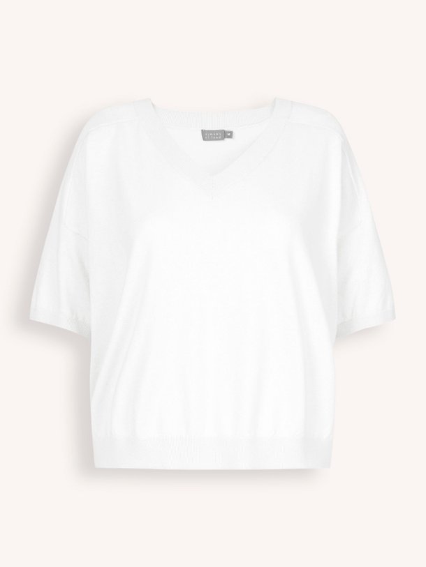 Ontdek de Katoen/zijdemix top van No Man's Land in de kleur Off-white bij Orangebag. Op werkdagen voor 21:45 besteld, morgen in huis.