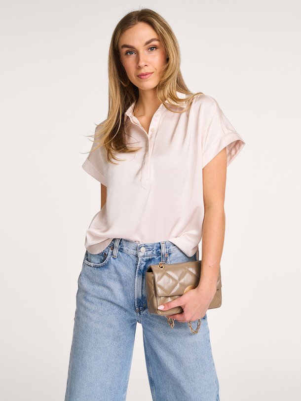 Ontdek de Zelena geweven top van Dante 6 in de kleur crème bij Orangebag. Op werkdagen voor 21:45 besteld, morgen in huis.